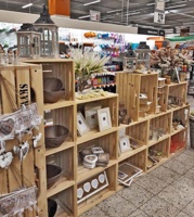 Hypermarket GLOBUS s bedýnkami SKYWANDER no5